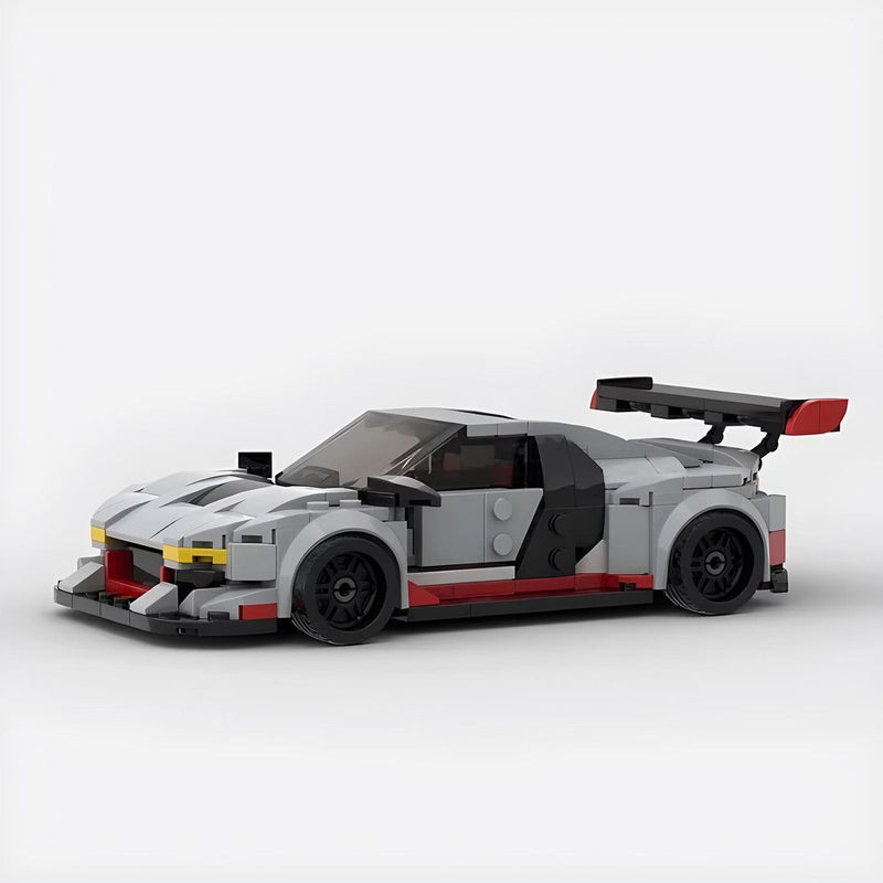 AUDI R8 LMS